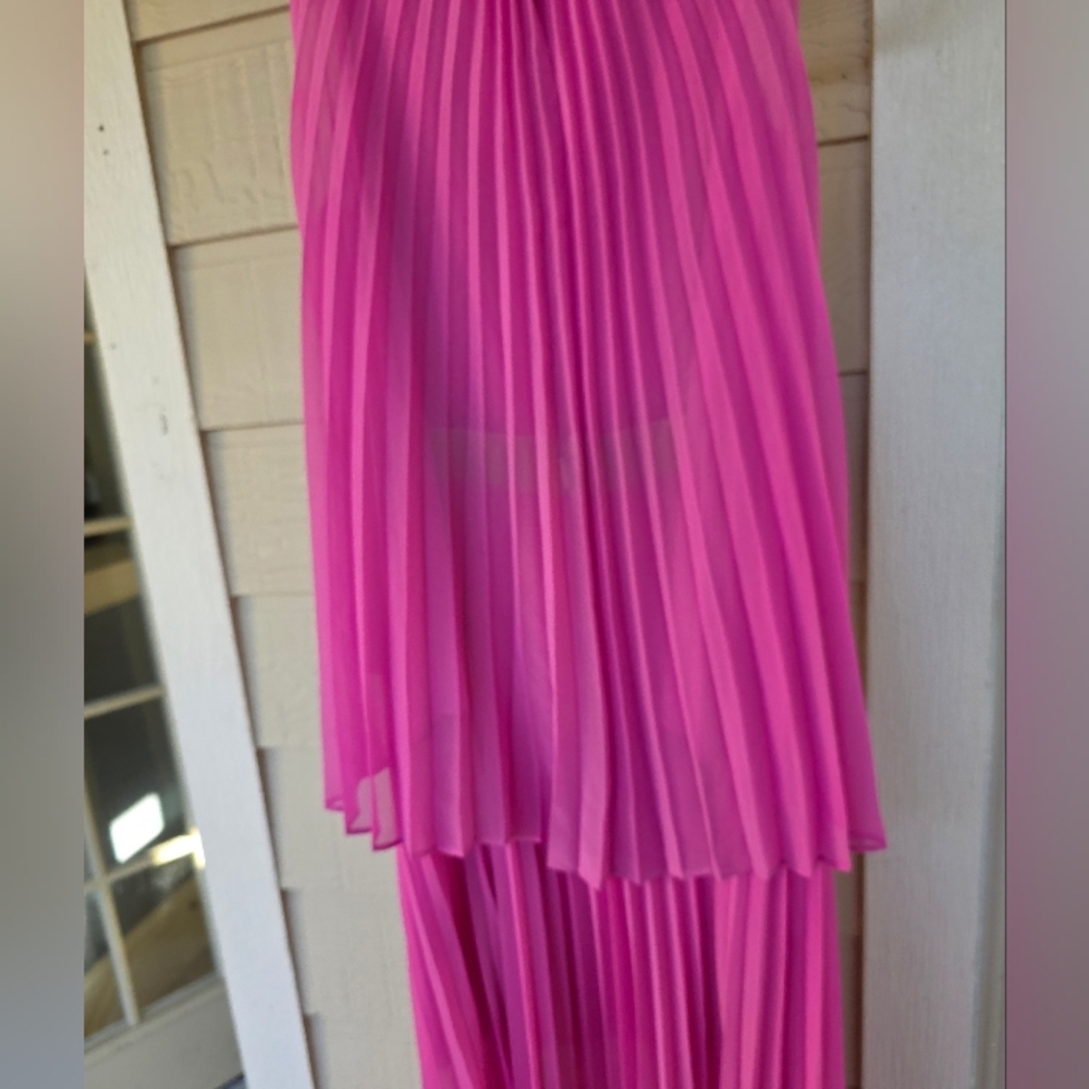 BCBGMAXAZRIA Shaina Pink Sleeveless Pleated Gown Barbie XXS - Picture 13 of 16